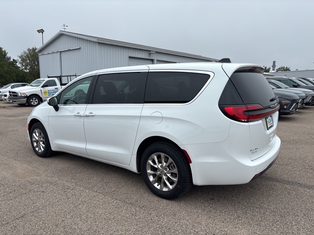 Used 2023 Chrysler Pacifica Touring L with VIN 2C4RC3BG3PR504391 for sale in Rochester, Minnesota