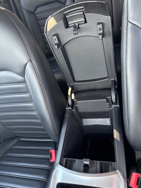 2024 Ford Edge SEL photo 28