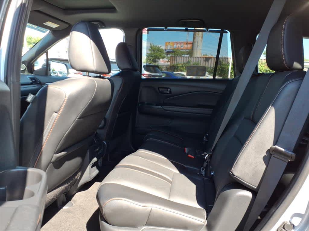 2022 Honda Pilot TrailSport photo 11