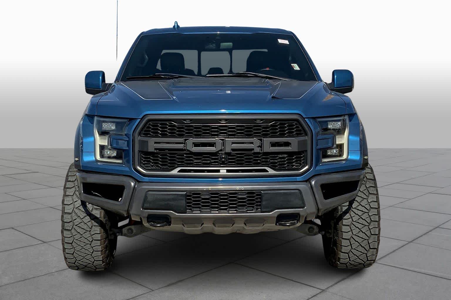 2019 Ford F-150 Raptor photo 3