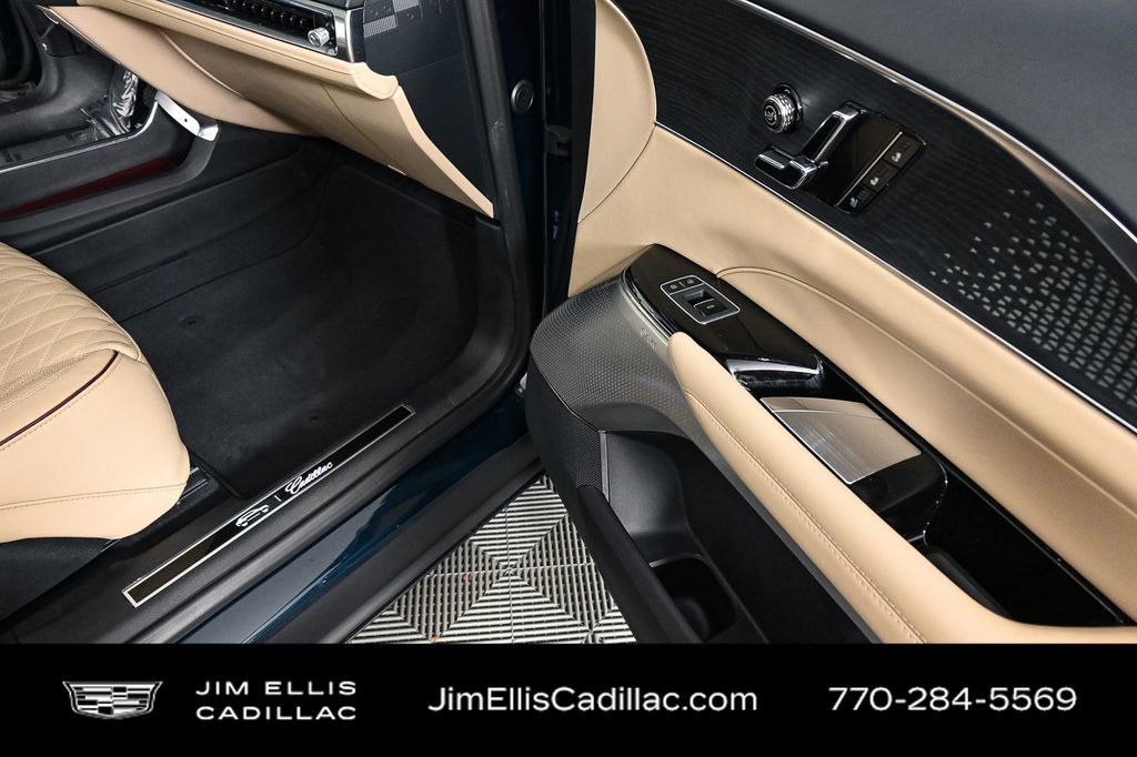 2024 Cadillac Lyriq Sport photo 23