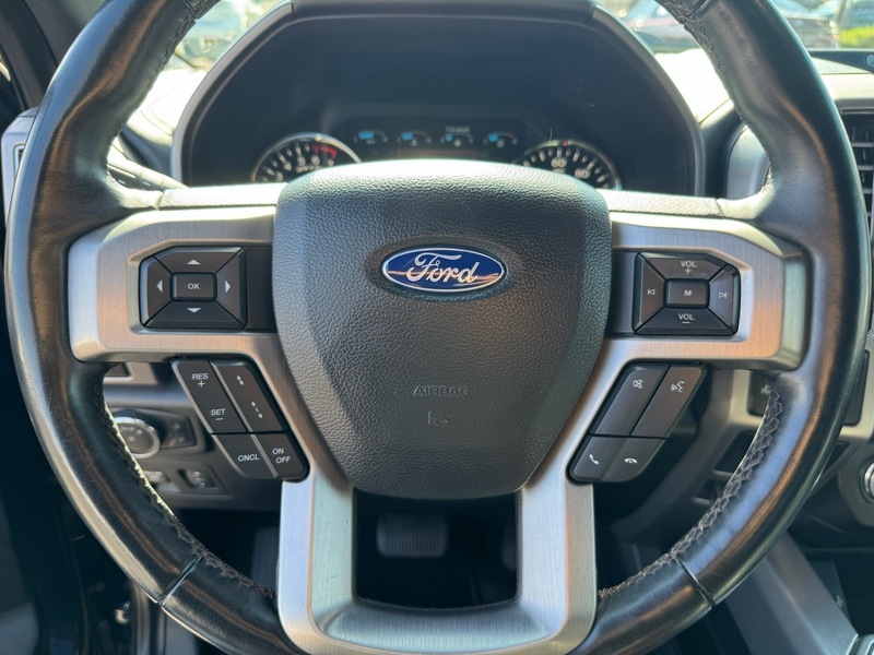 2020 Ford F-150 Platinum photo 23