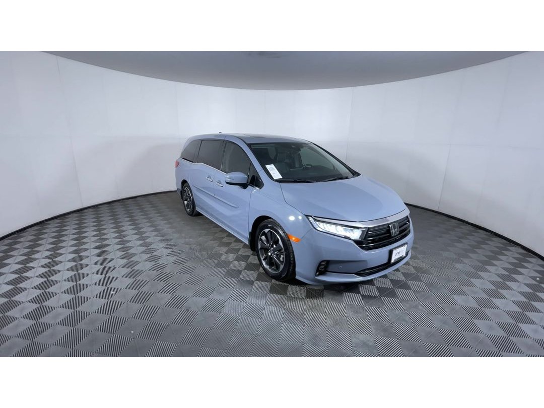 2023 Honda Odyssey Elite photo 2