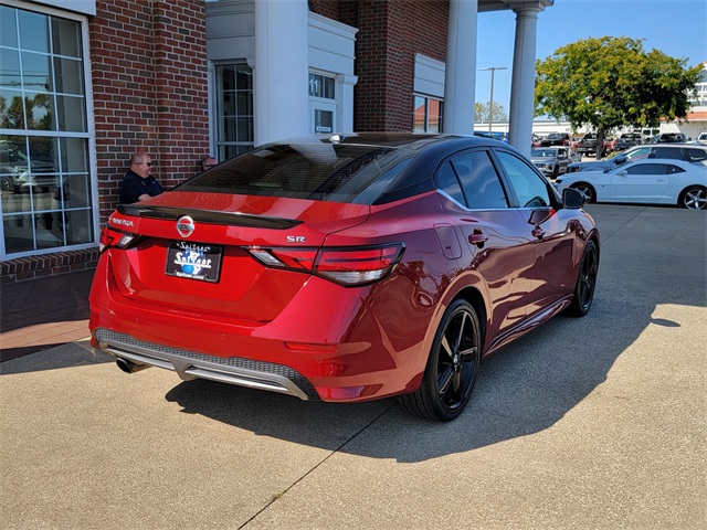 2022 Nissan Sentra SR photo 4