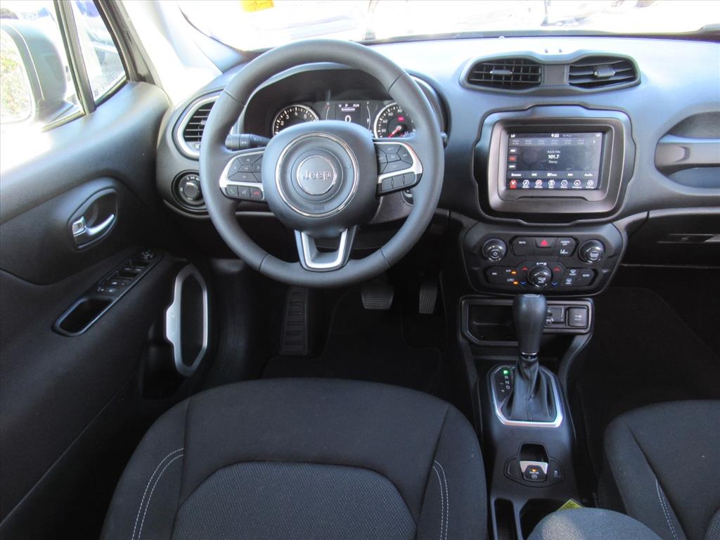 2021 Jeep Renegade Sport photo 12