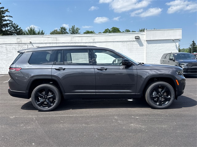 2025 Jeep Grand Cherokee Altitude X photo 7
