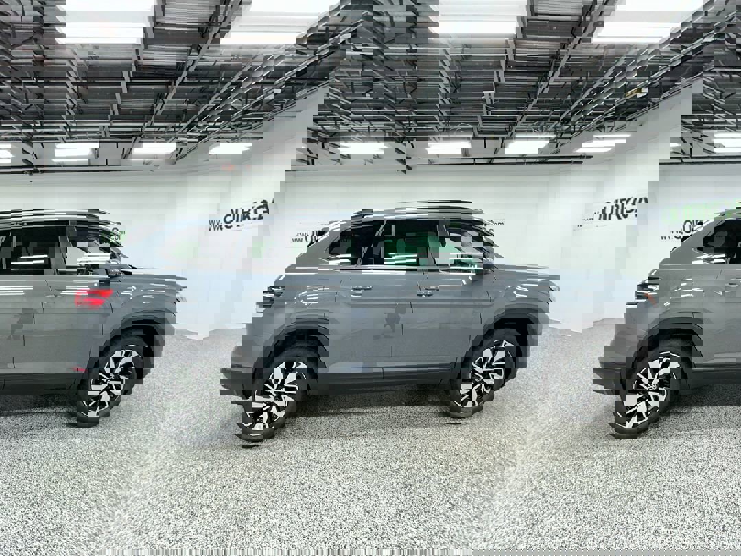 2026 Volkswagen Atlas SE Technology photo 4