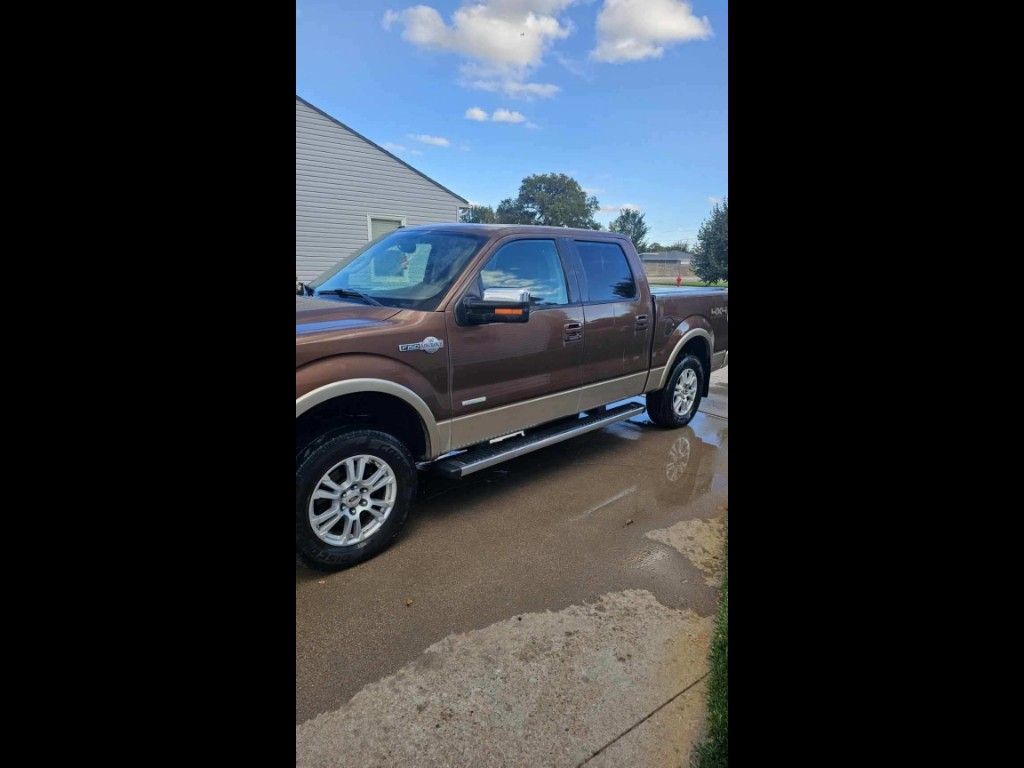 2011 Ford F-150 King Ranch photo 2
