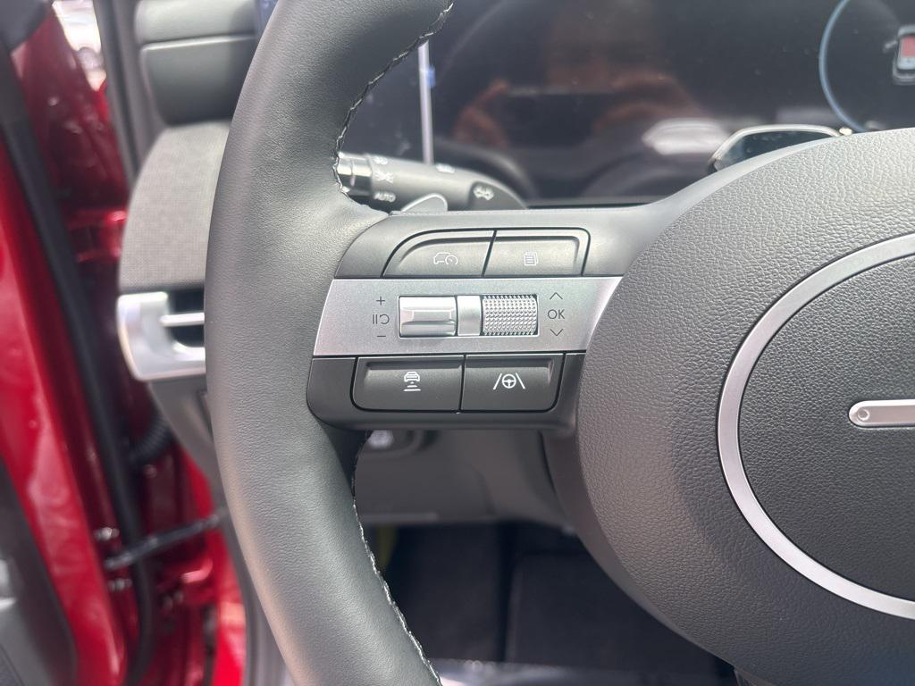 2025 Hyundai Tucson Hybrid Limited photo 24