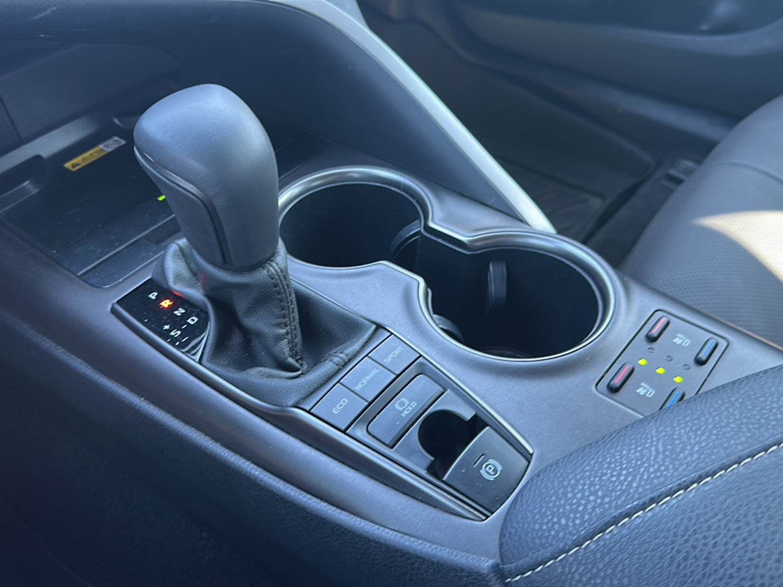 2024 Toyota Camry XSE V6 photo 11