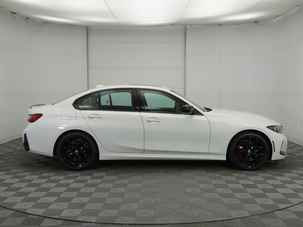 2026 Bmw 330i 3-Series photo 4