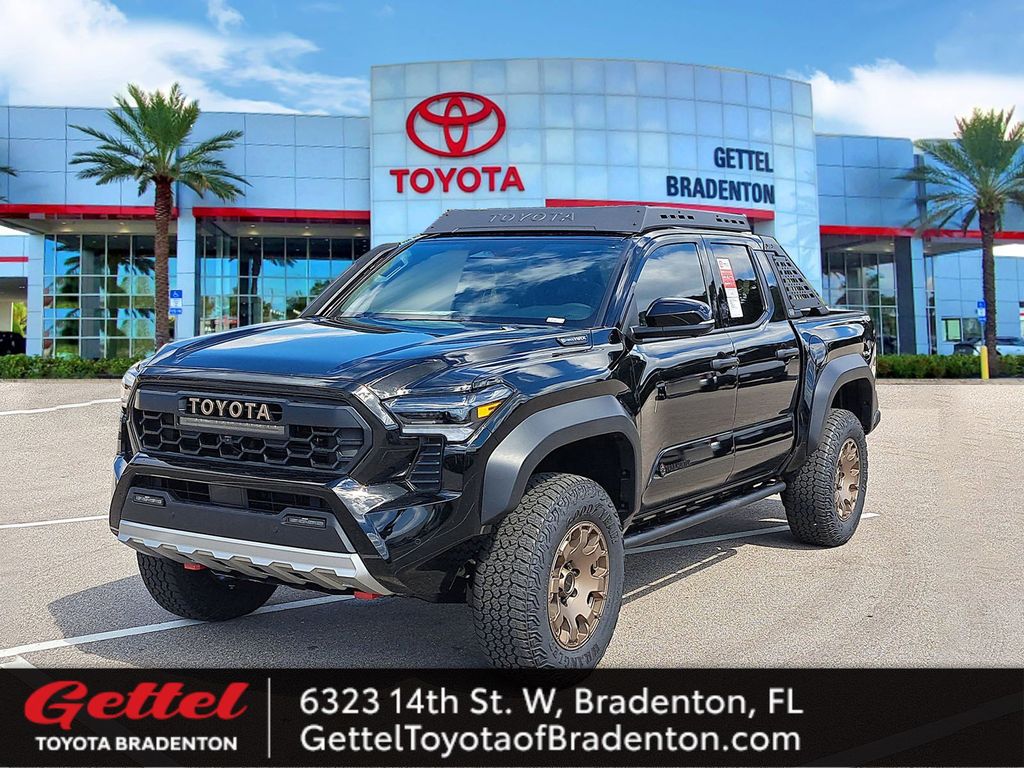 2025 Toyota Tacoma Trailhunter's photo