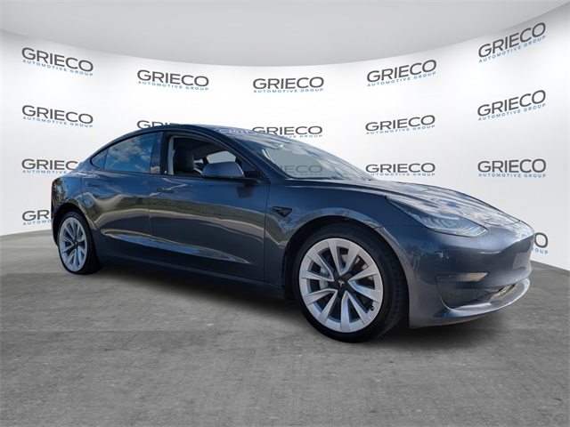 2021 Tesla Model 3 Base's photo