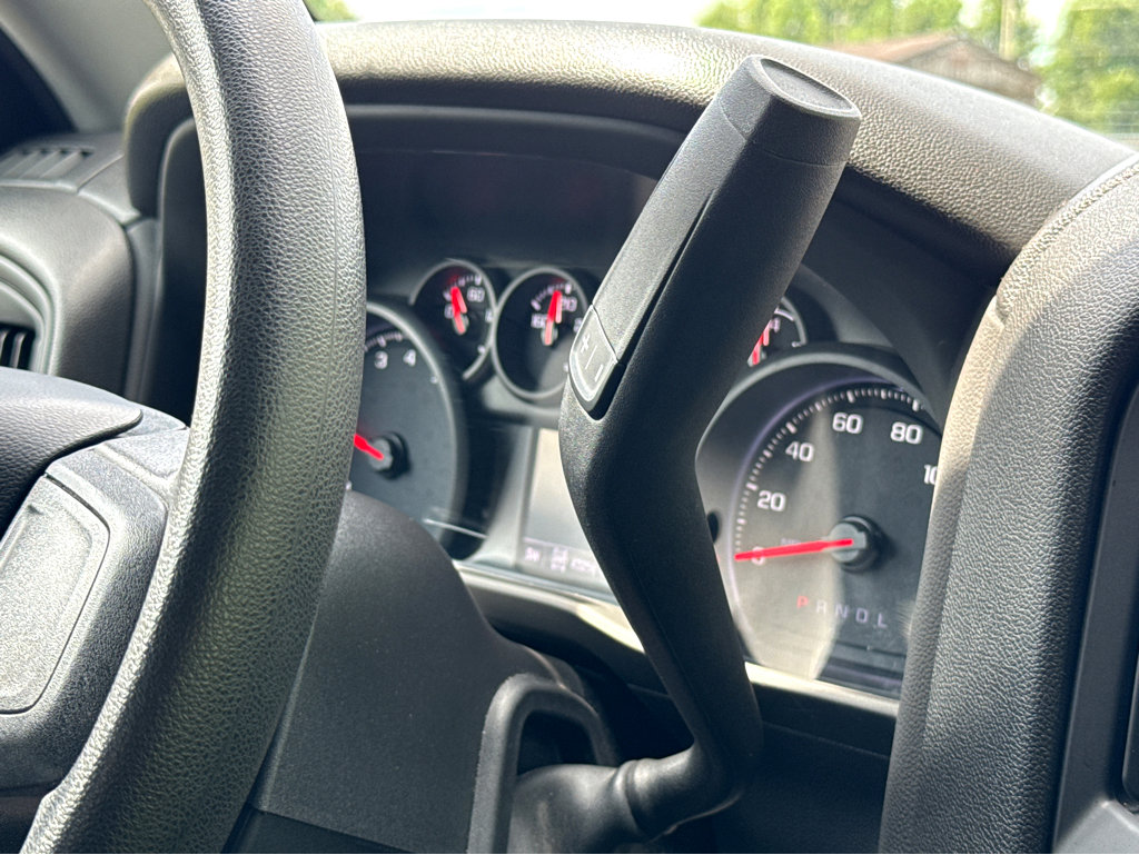 2023 Chevrolet Silverado 1500 Custom photo 17