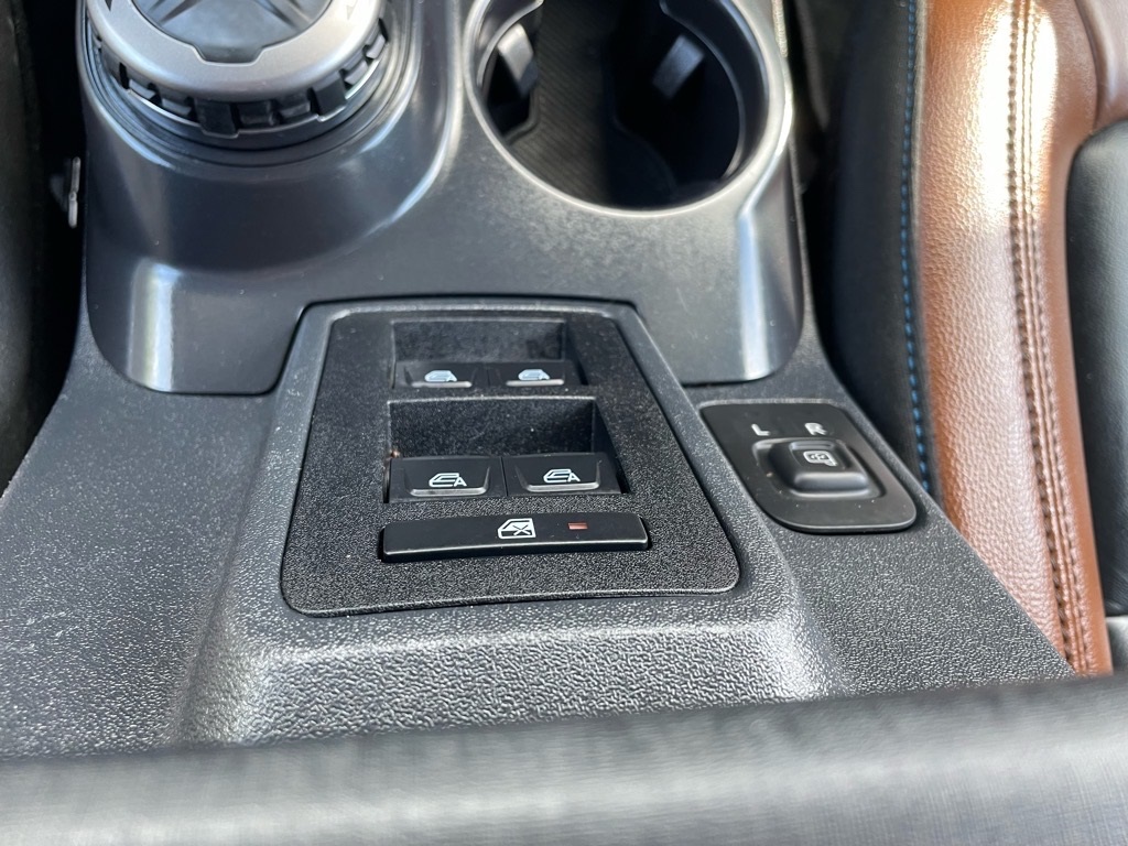 2024 Ford Bronco Outer Banks photo 21