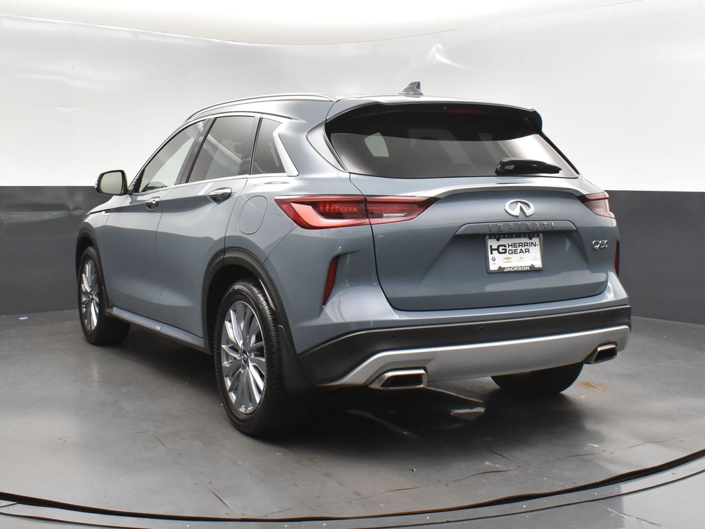 2024 Infiniti QX50 Luxe photo 4