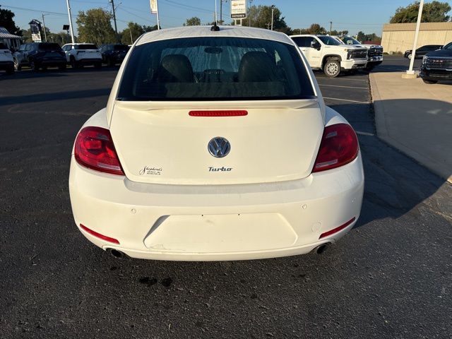 2012 Volkswagen Beetle photo 4