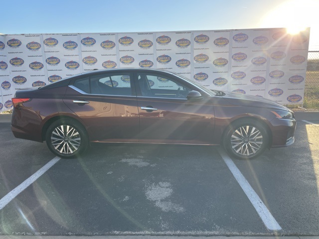 2023 Nissan Altima SV