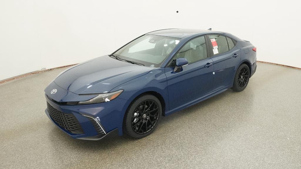 2026 Toyota Camry SE's photo