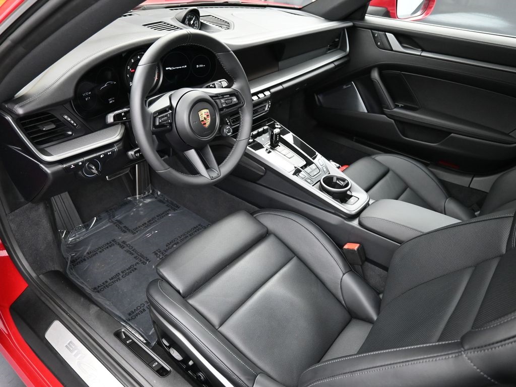 2024 Porsche 911 4S photo 3