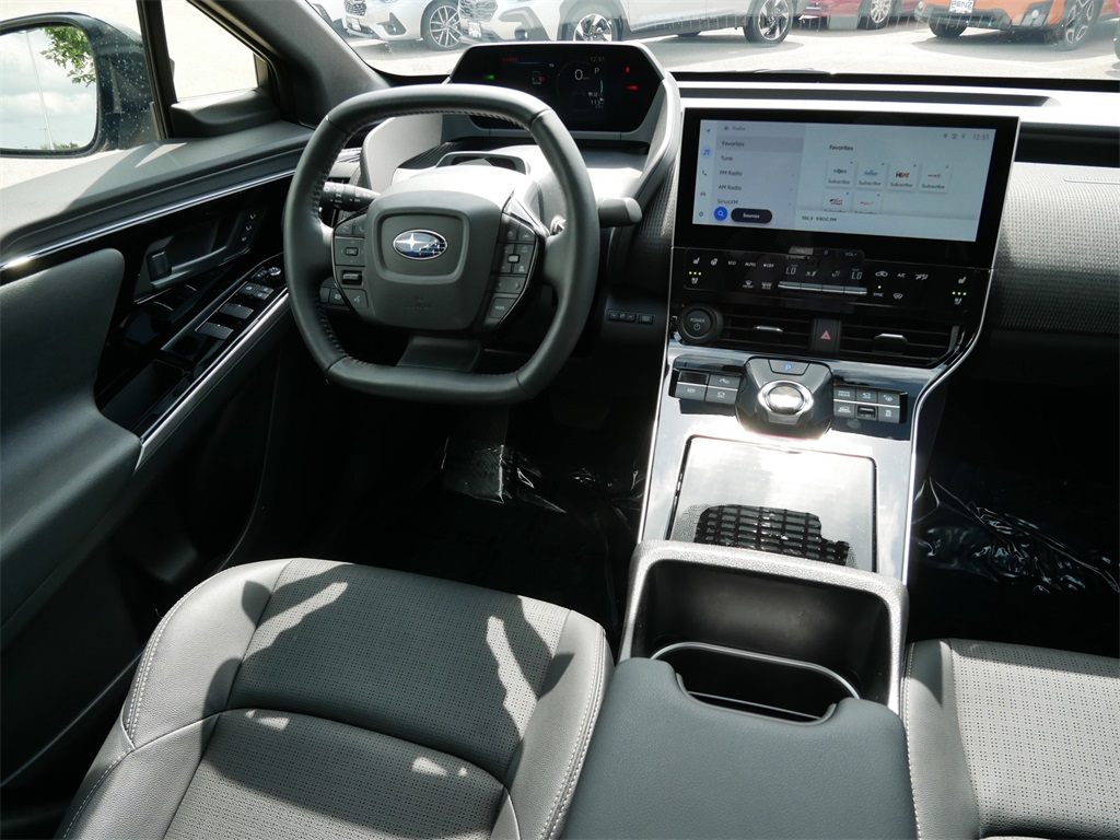 2024 Subaru Solterra Touring photo 9