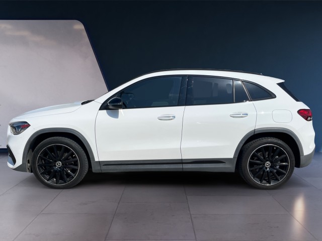 2021 Mercedes Benz GLA 250 photo 2