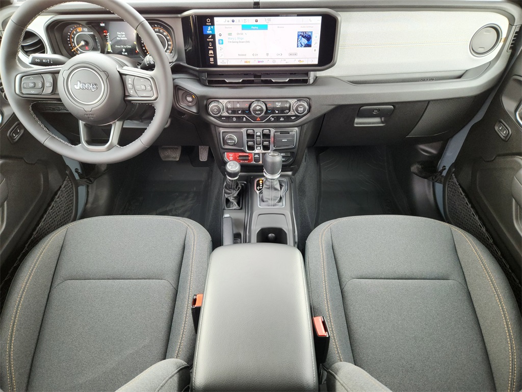 2025 Jeep Wrangler Willys photo 23