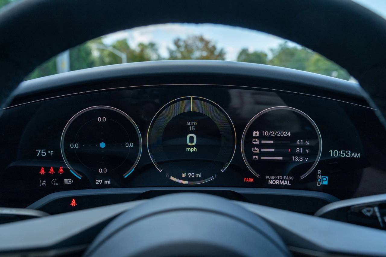 2025 Porsche Taycan 4S photo 21