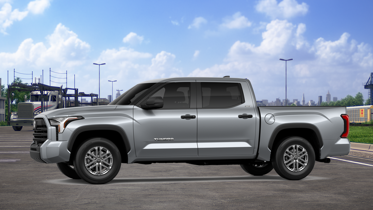 2026 Toyota Tundra SR5 CrewMax photo 3