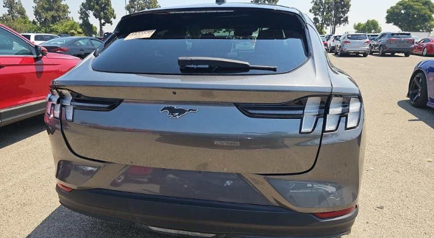 2021 Ford Mustang Mach-E Select photo 5