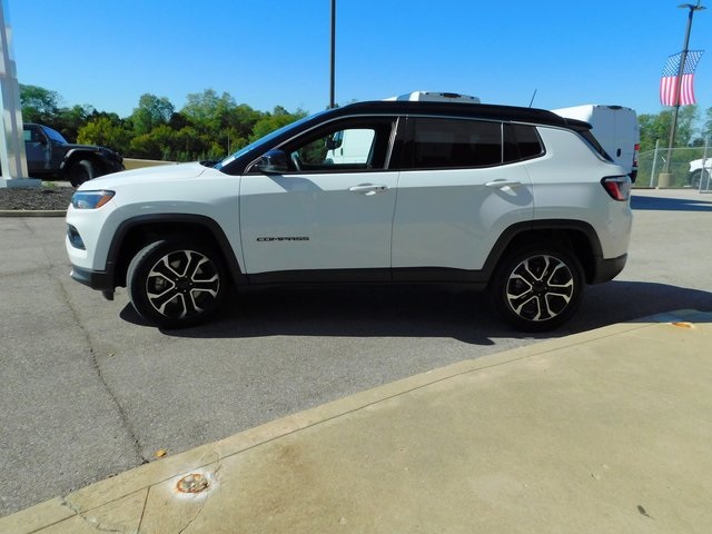 2023 Jeep Compass Limited photo 4
