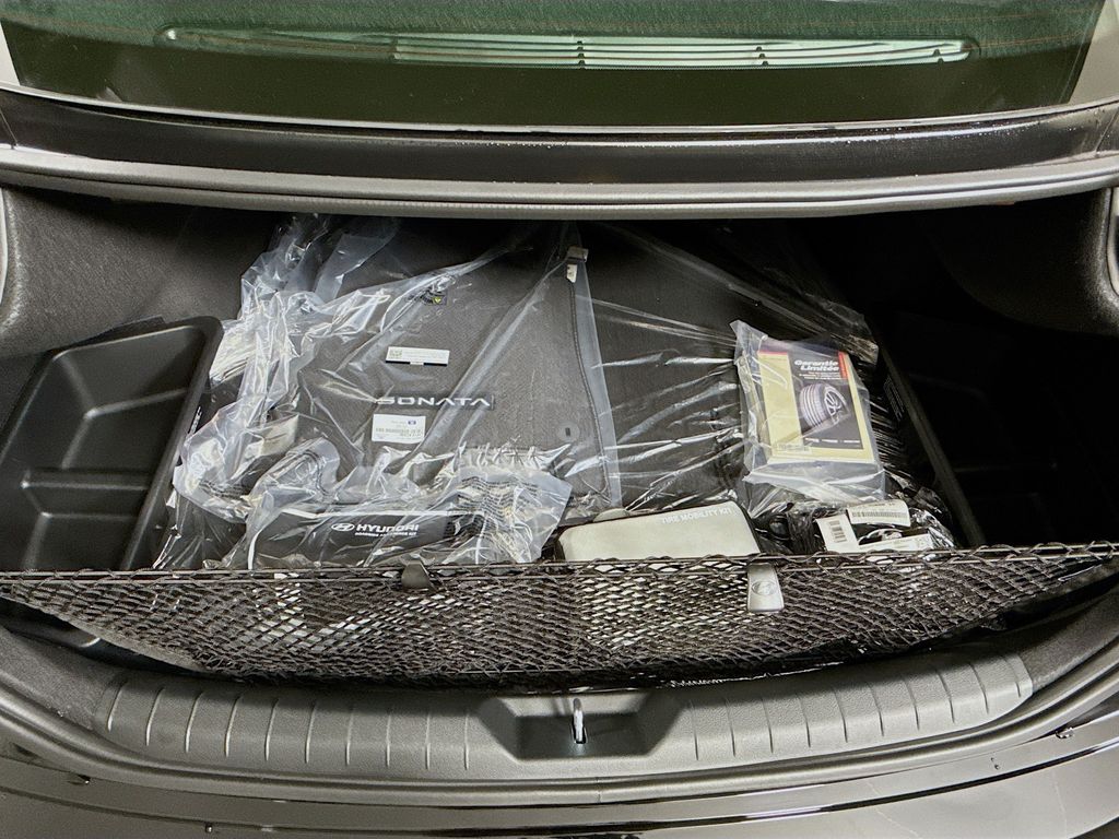 2025 Hyundai Sonata Hybrid SEL photo 24