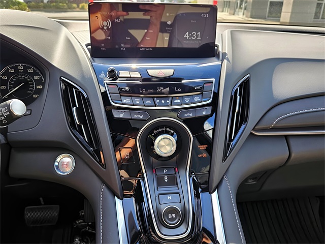 2025 Acura RDX Base photo 8