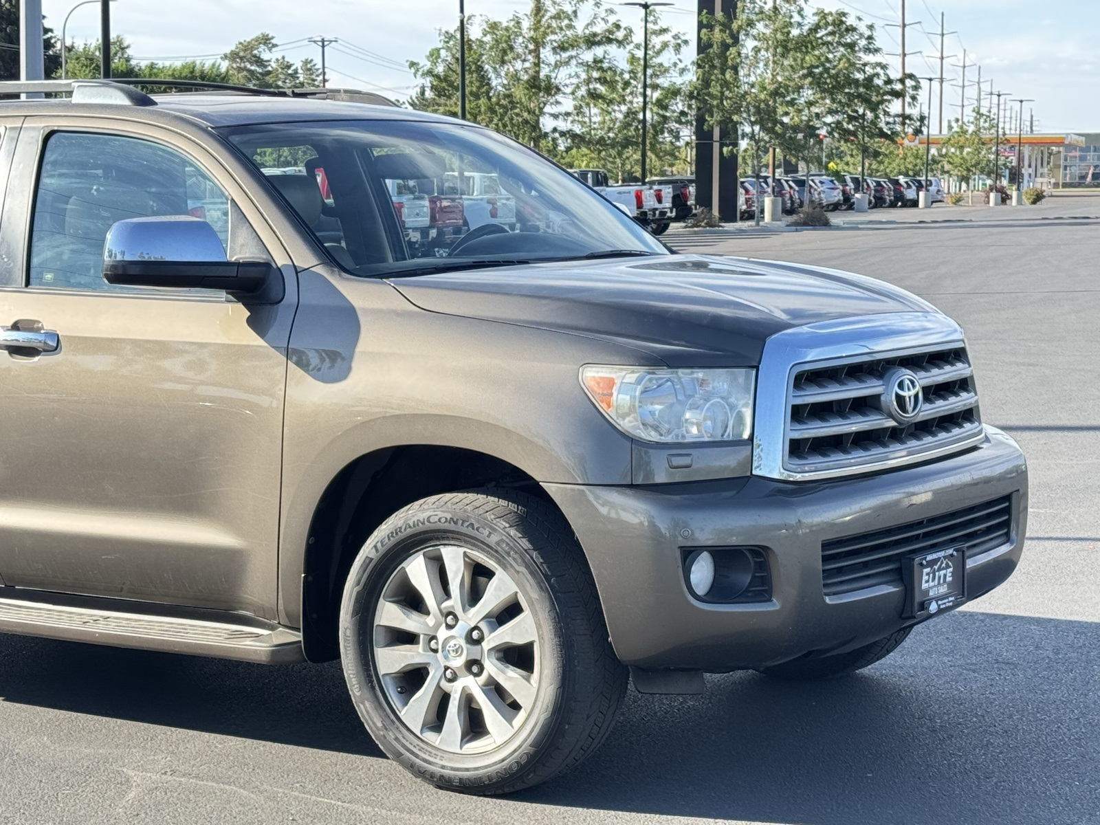 2011 Toyota Sequoia Limited photo 4