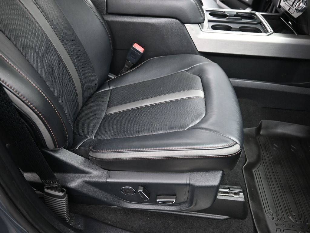 2021 Ford F-350 photo 36