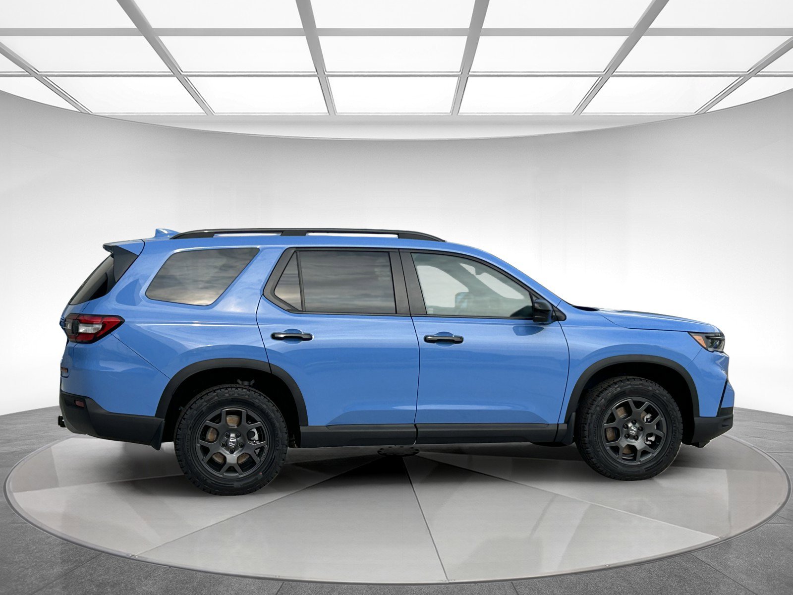 2025 Honda Pilot TrailSport photo 3