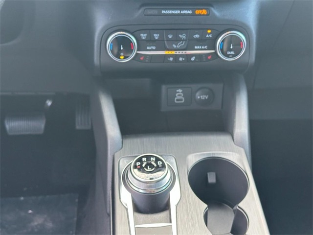 2025 Ford Escape ST-Line photo 8