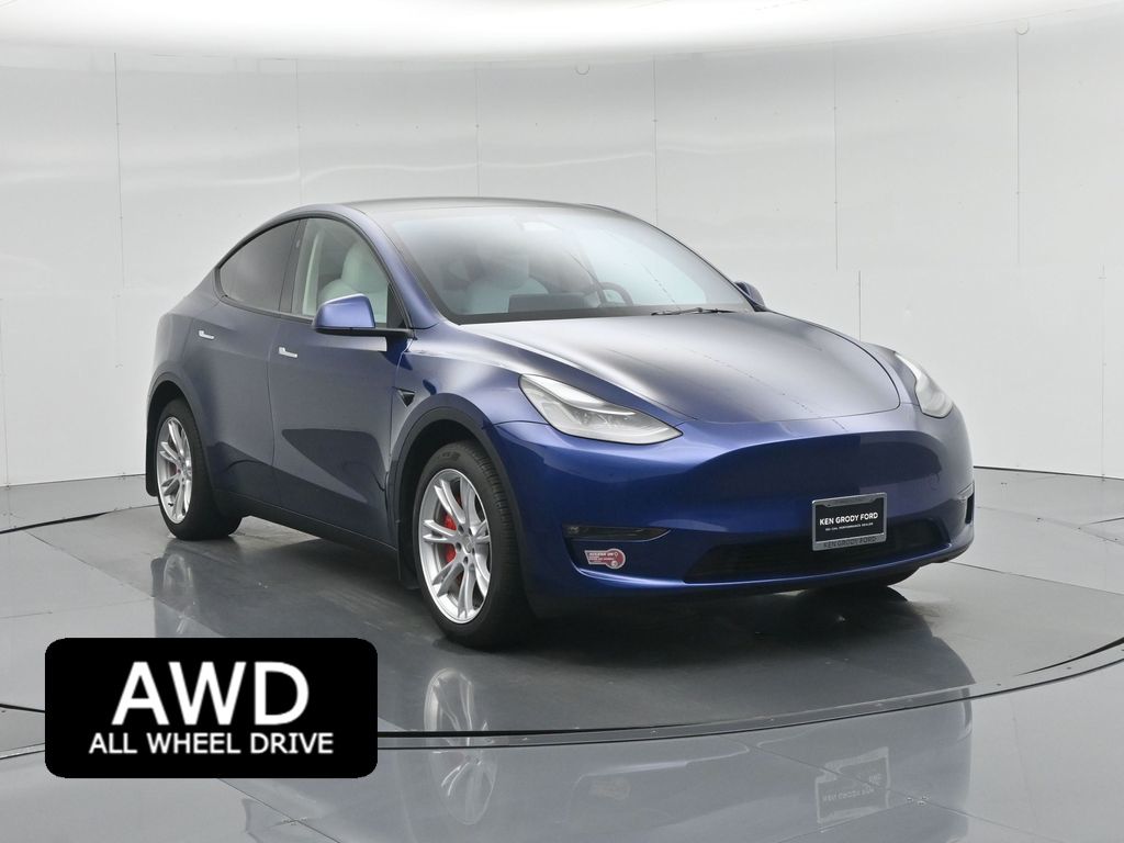 2024 Tesla Model Y Long Range's photo