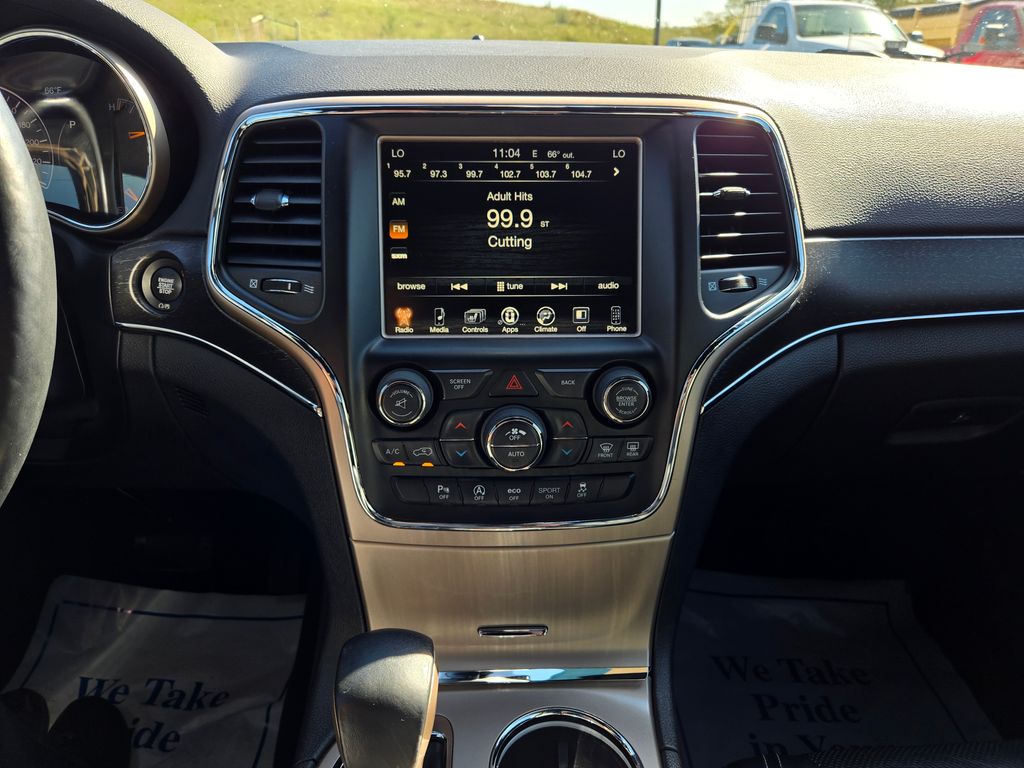 2017 Jeep Grand Cherokee Limited photo 15
