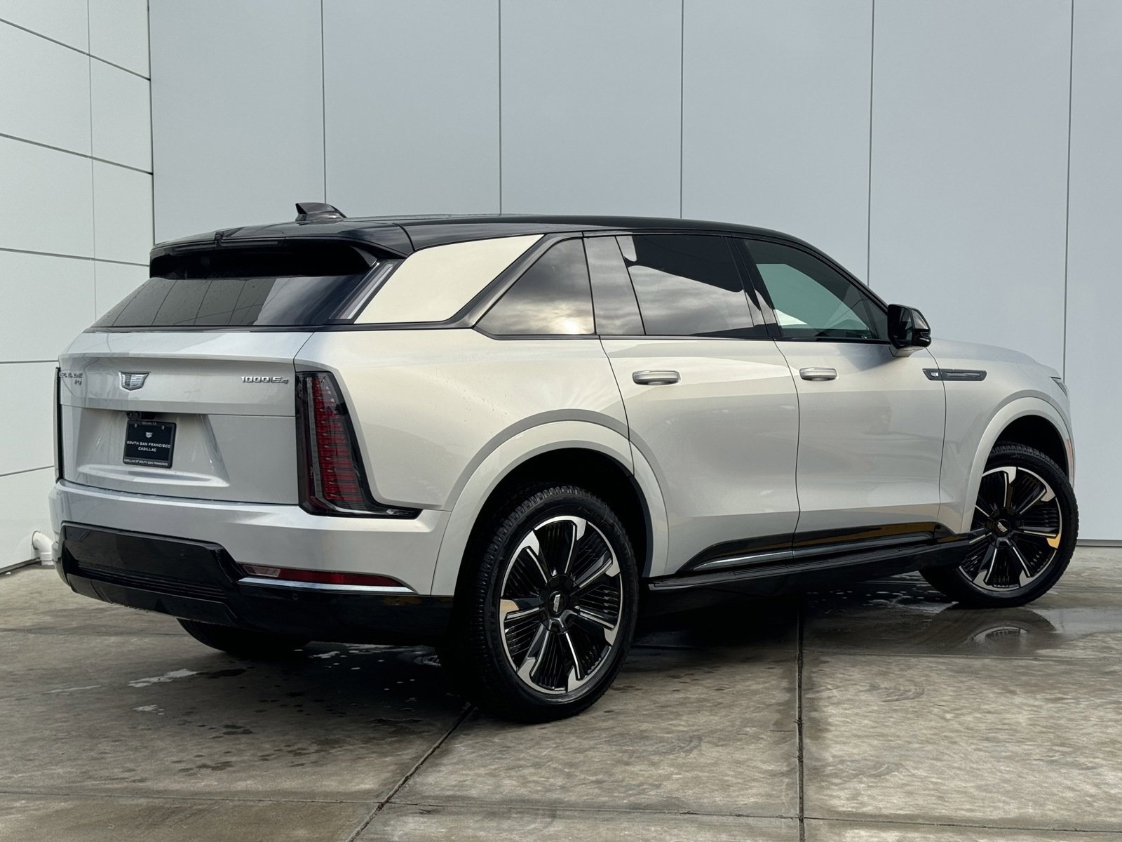 2025 Cadillac Escalade IQ Sport photo 7