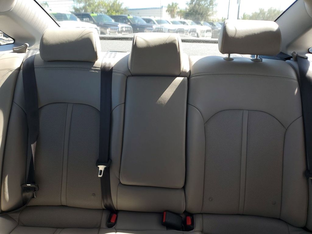 2019 Hyundai Sonata Limited photo 12
