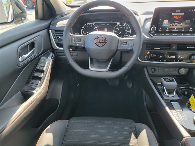 2026 Nissan Rogue SV photo 23