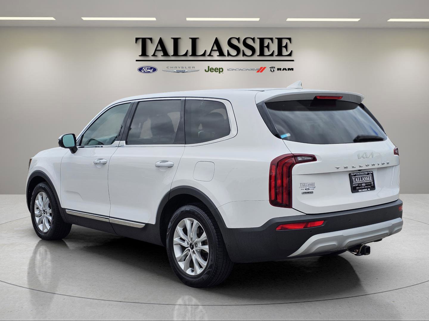 2022 Kia Telluride LX photo 11