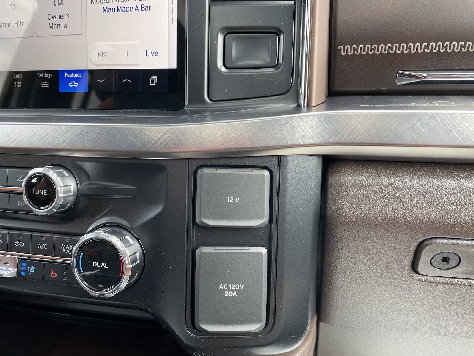 New 2024 Star White Metallic Tri-Coat Ford King Ranch image 52