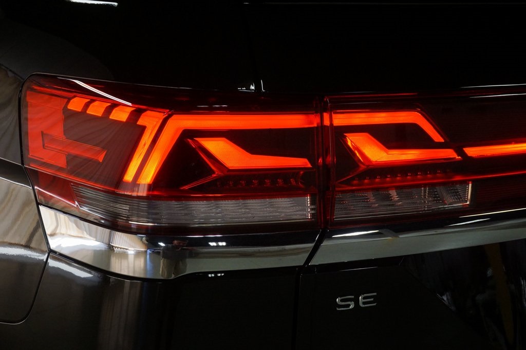 2025 Volkswagen Atlas SE Technology photo 35