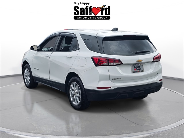 2022 Chevrolet Equinox LS photo 4