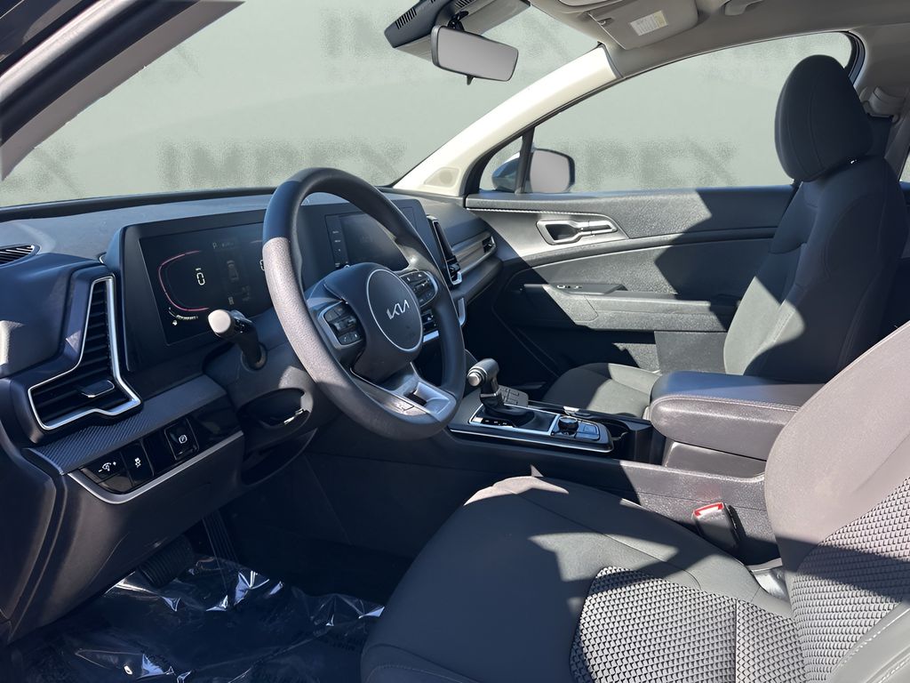 Image of Used 2024 Kia Sportage LX