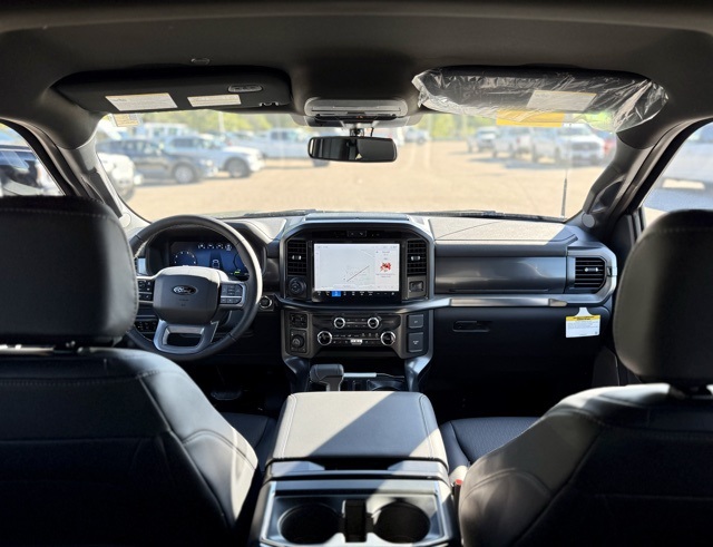 2025 Ford F-150 Lariat photo 26