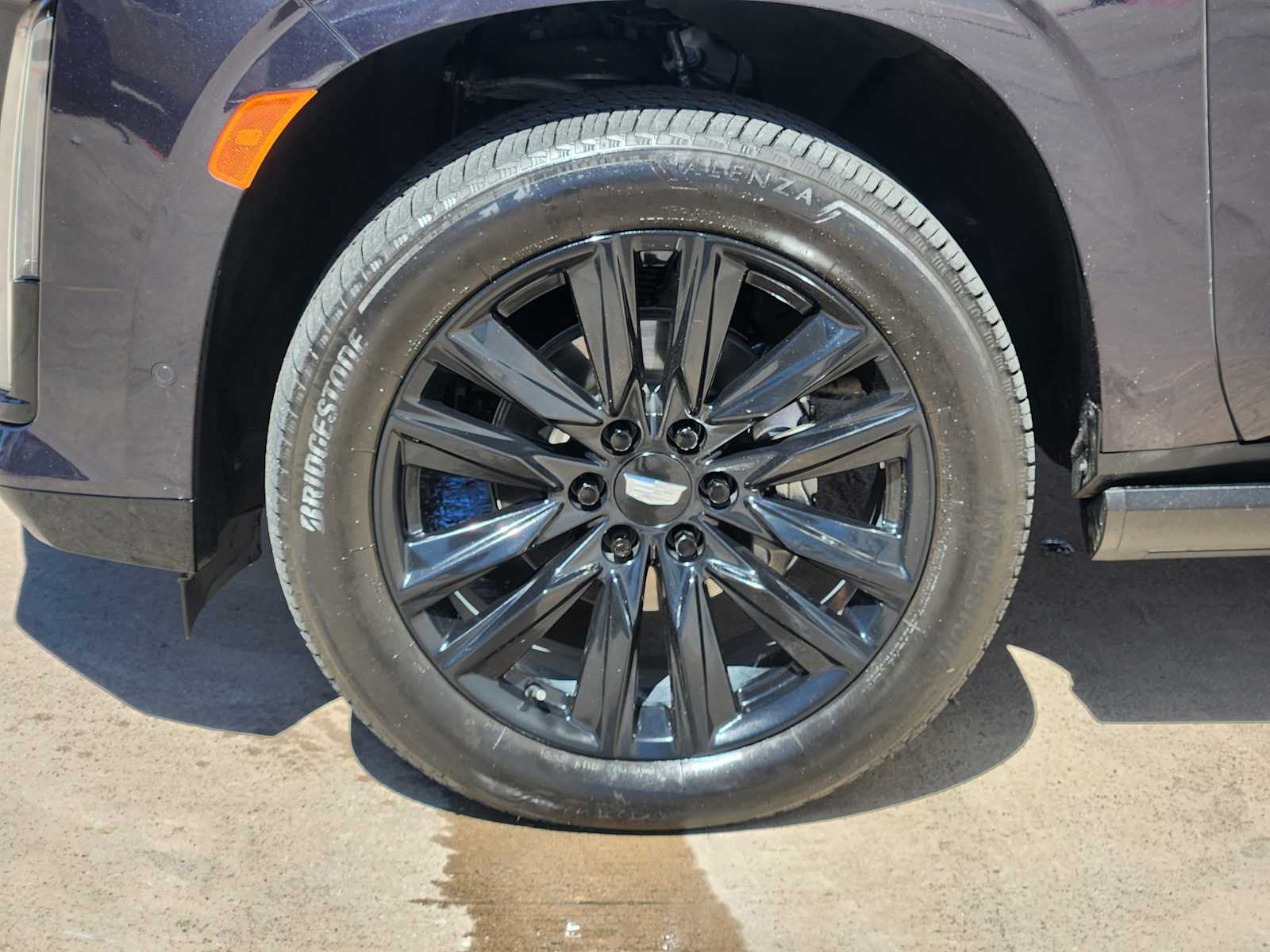 2023 Cadillac Escalade ESV Sport Platinum photo 9