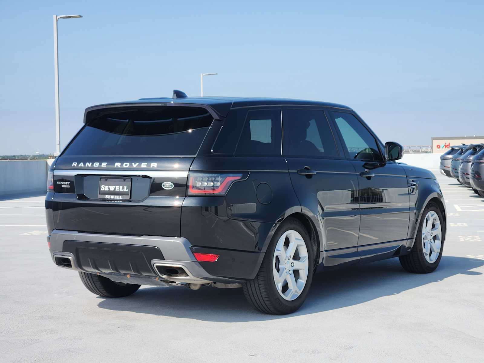 2019 Land Rover Range Rover Sport HSE photo 5